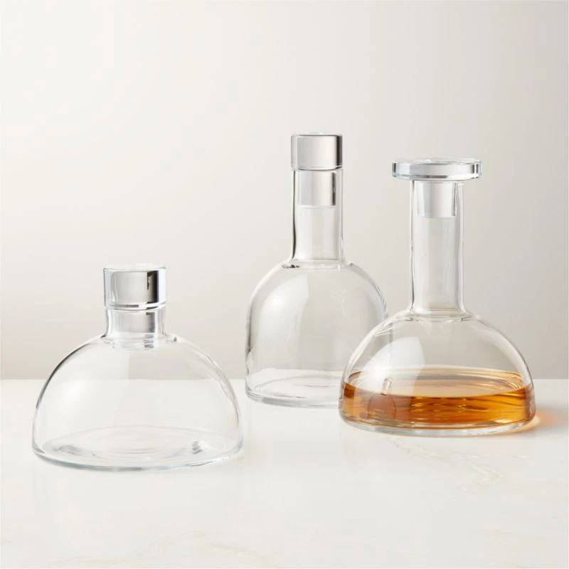 Orsola Wide Wine Decanter 5 Orsola Wide Wine Decanter - Image 3