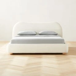 Diana White Boucle Queen Bed