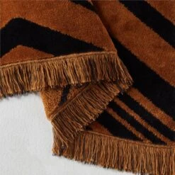 Onca Organic Cotton Black And Tawny Hand Towel 10 Onca Organic Cotton Black And Tawny Hand Towel -Furniture Sale KDOncaOrgCtTwnNBkBathTwlAVSHF21