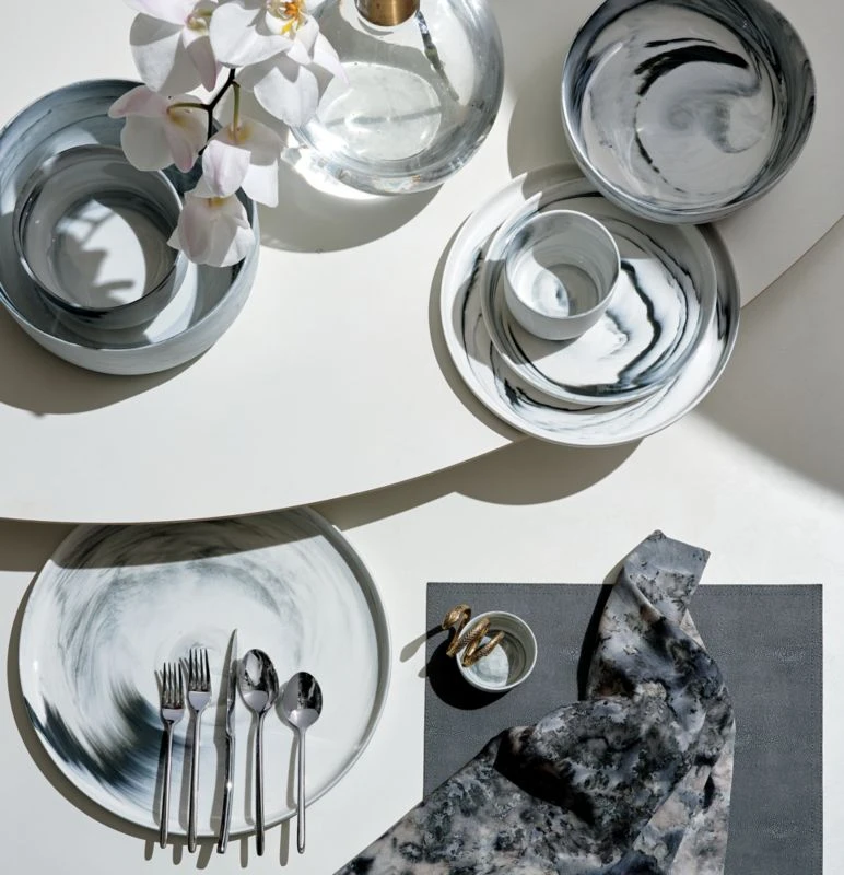 Swirl Salad Plate Set Of 4 4 Swirl Salad Plate Set Of 4 - Image 2